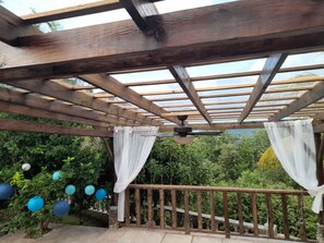 Property grounds - Captivating Mountain Views, Ocean Views, Romantic getaway (Anse La Raye)