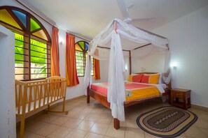 2 chambres, bureau, Wi-Fi gratuit, draps fournis