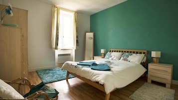 4 Schlafzimmer, Bügeleisen/Bügelbrett, kostenloses WLAN, Bettwäsche