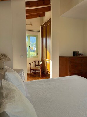 3 chambres, fer et planche Ă repasser, Wi-Fi gratuit, draps fournis