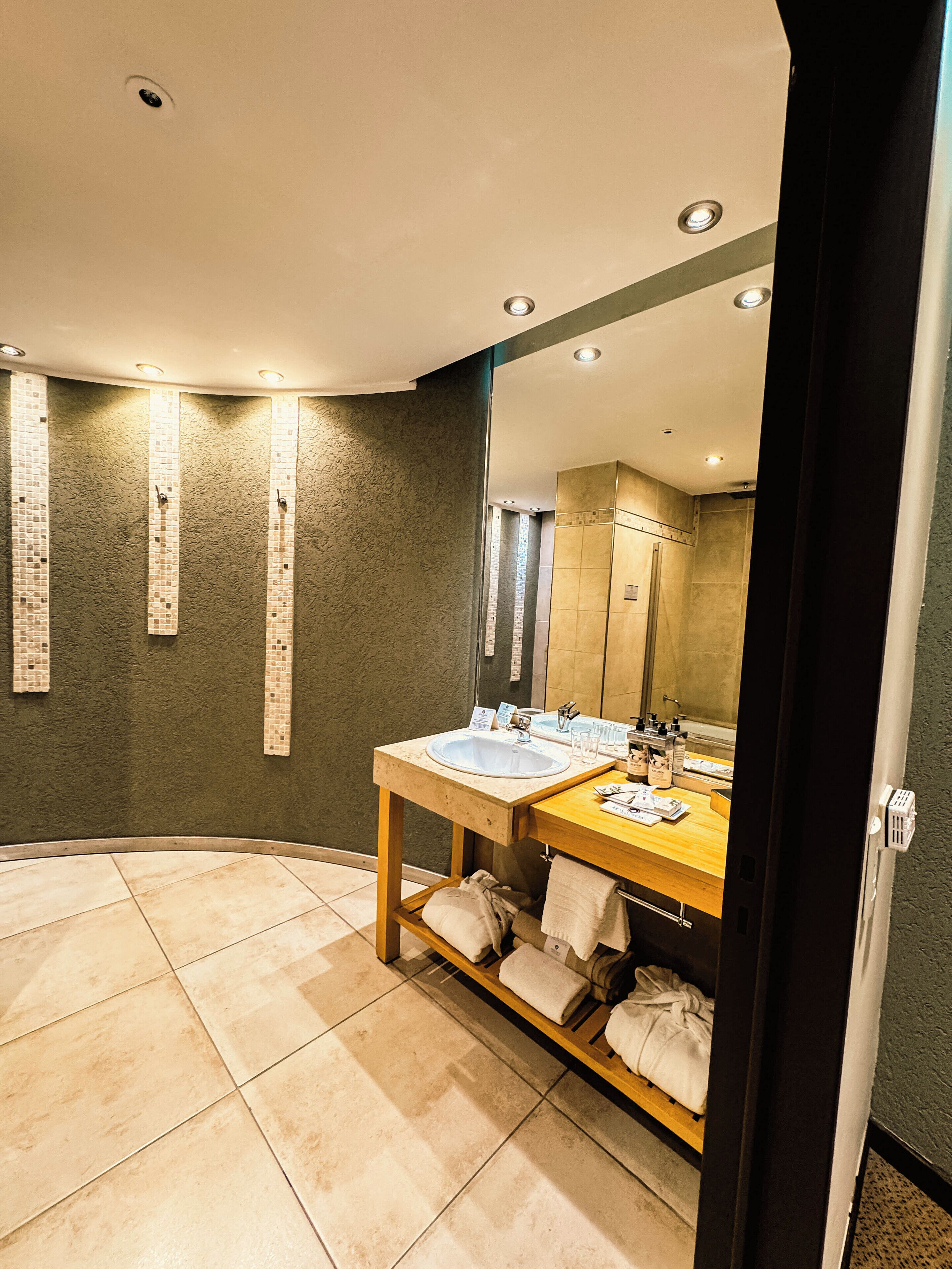 Photo - Los Silos Hotel