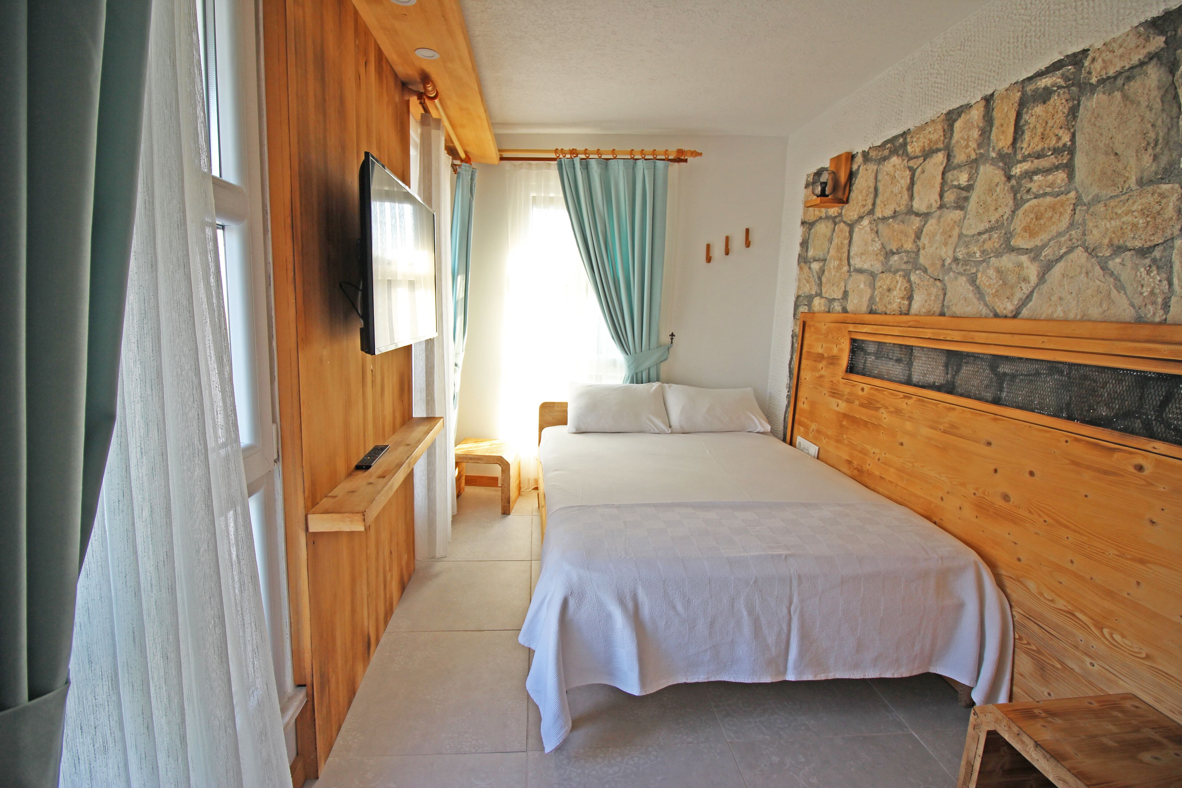 Economy Room, Sea View | Frette Italian sheets, premium bedding, minibar, free WiFi