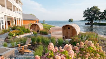 Espace de soins pour les couples, sauna, massages aux pierres chaudes