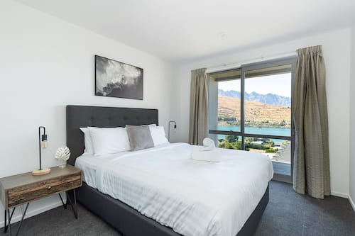 Apartamento Deluxe, 1 habitación | 1 dormitorio, tabla de planchar con plancha, wifi gratis