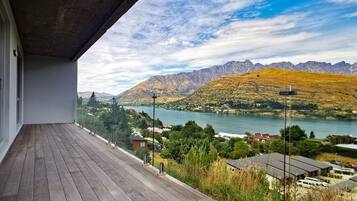 Apartamento Deluxe, 1 habitación | Vistas al agua