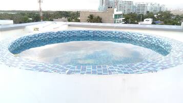 Alberca al aire libre