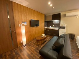 华丽客房, 无烟房 (Family, 202) | 特色装修、办公桌、熨斗/ 熨衣板、免费 WiFi