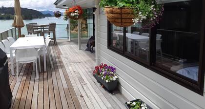 Water's Edge Holiday Homes