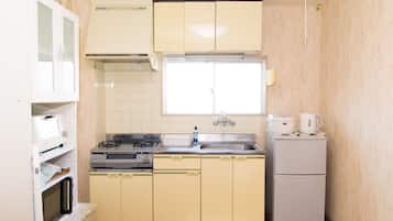 Apartment | Private kitchenette | Fridge, microwave, stovetop, electric kettle