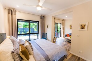 Casa adosada Deluxe | 1 dormitorio, ropa de cama de alta calidad, edredones de plumas