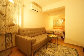 Apartment | Living area | Flat-screen TV - Kikusui Mark's apartment (Sapporo)