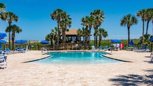 Apartamento, varias camas (Ocean Villa's #76) | Piscina | Una piscina climatizada