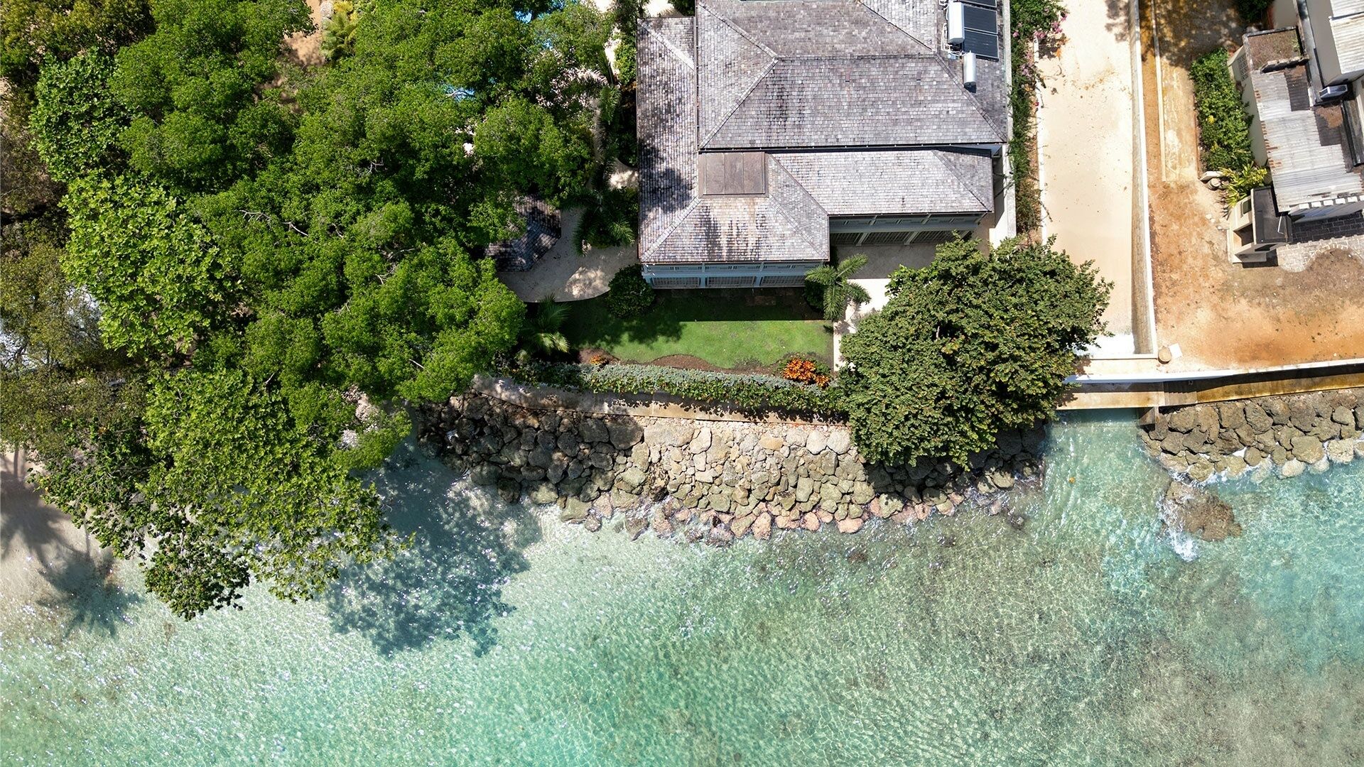 Photo - Hemingway House Blue Sky Luxury