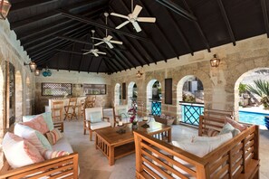 Villa, 3 Bedrooms | Interior