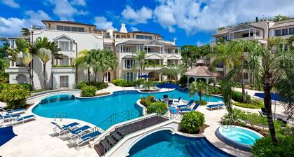 Schooner Bay 207 by Blue Sky Luxury