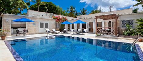 วิลล่า, 3 ห้องนอน | สระว่ายน้ำ | สระว่ายน้ำกลางแจ้ง