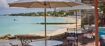 トム トム バイ ブルースカイ ラグジュアリー