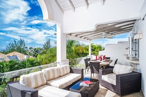 Biệt thự, 3 phòng ngủ | Hiên