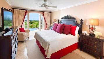 3 bedrooms, individually decorated, individually furnished, desk