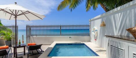 Villa, 4 Bedrooms | Outdoor spa tub