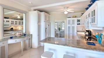 Apartment, 4 Bedrooms | Private kitchen | Fridge, coffee/tea maker, toaster