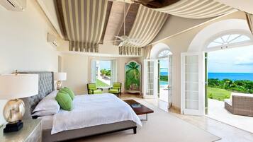 4 bedrooms, individually decorated, individually furnished