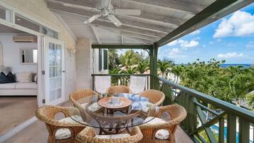 Apartment, 3 Bedrooms | Outdoor dining