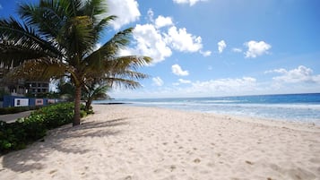 Apartment, 2 Bedrooms | Beach