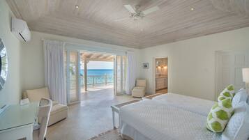 Villa, 4 Bedrooms | Individually decorated, individually furnished, iron/ironing board