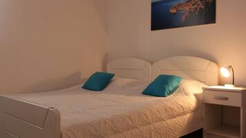 5 chambres, fer et planche Ă repasser, Wi-Fi gratuit, draps fournis