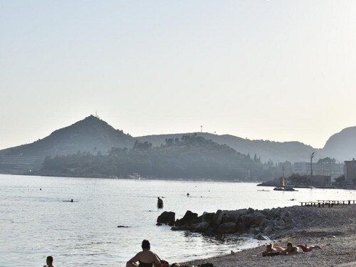 Villa mit fünf Schlafzimmern und Pool