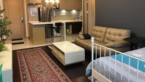 Studio Apartment | Living area - Princess Cove by Jon (Johor Bahru)