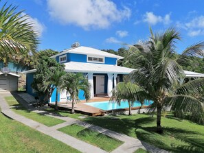 Exterior - Villa with pool (Sainte Luce)