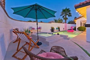 Terrace/patio - Desert Paradise with pool, mountain views and close to festivals, LIC#230224 (La Quinta)