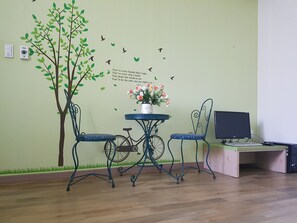 Flower Ville | Zimmerausstattung