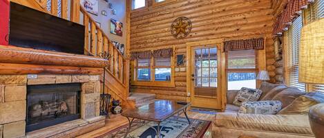 Smart TV, fireplace, video games