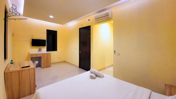 Deluxe Double Room, 1 Bedroom | Desk, free WiFi