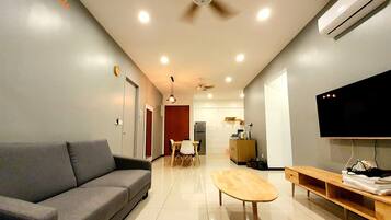 2 phòng ngủ, trang trí khác biệt