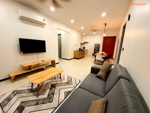 Living area - Luminari Premium Suite x Merveille at Butterworth (Butterworth)