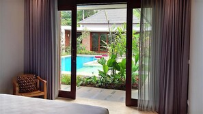 4 bedrooms, iron/ironing board, WiFi, bed sheets - 4-Bedroom Kejora 5  Wheelchair-Friendly (Denpasar)