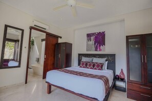 1 bedroom, iron/ironing board, WiFi, bed sheets - Athena 2 – One-Bedroom Romantic Pool Villa (Denpasar)