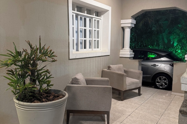 TV de tela plana 42 polegadas com canais digitais, TV, Netflix