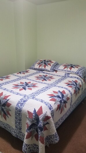 3 bedrooms, WiFi, bed sheets
