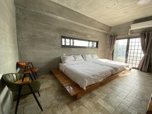 Quadruple Room, Ocean View | Free WiFi - Green House Homestay (Magong)
