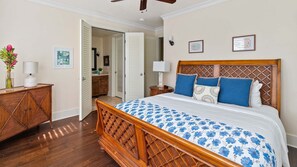 3 habitaciones, tabla de planchar con plancha, wifi y ropa de cama 