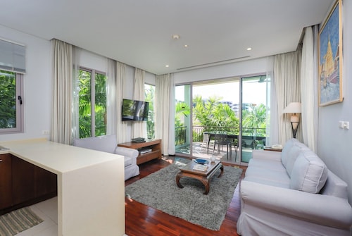 Kata gardens 2 bedroom near Kata beach 3B