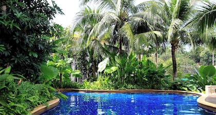 Kata gardens 2 bedroom near Kata beach 3B