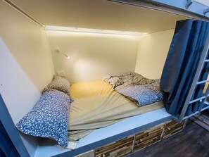 2 Schlafzimmer, Schreibtisch, WLAN