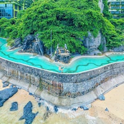 2 indoor pools, outdoor pool