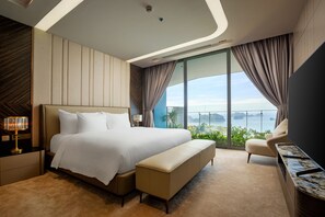 One Bedroom Premier Residence Ocean